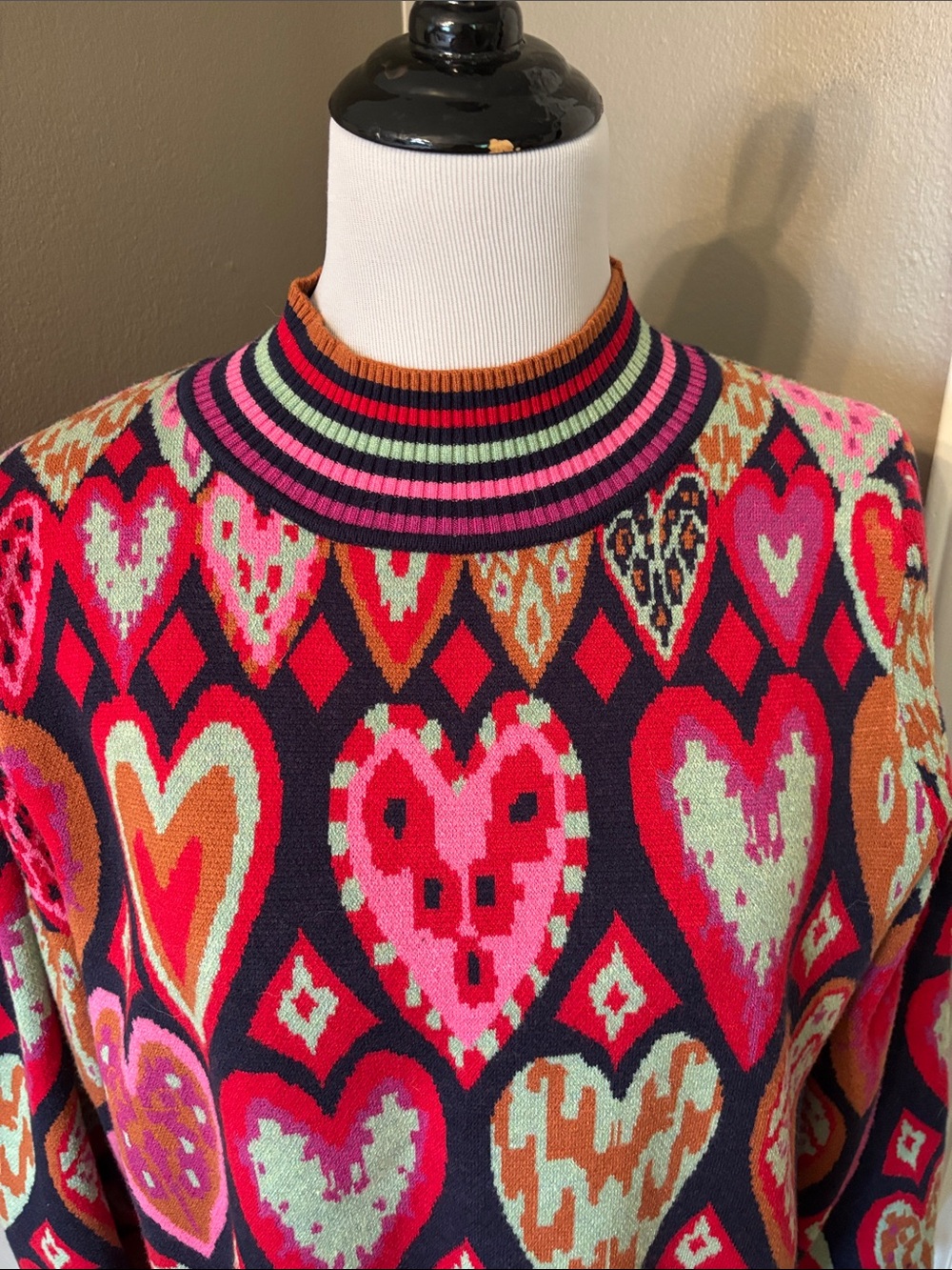 Avara Colorful Heart Pattern Women's Sweater - Picture 2 of 4